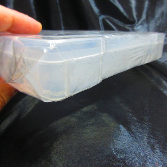 Clear Plastic Storage Case - Picture 5 of 6